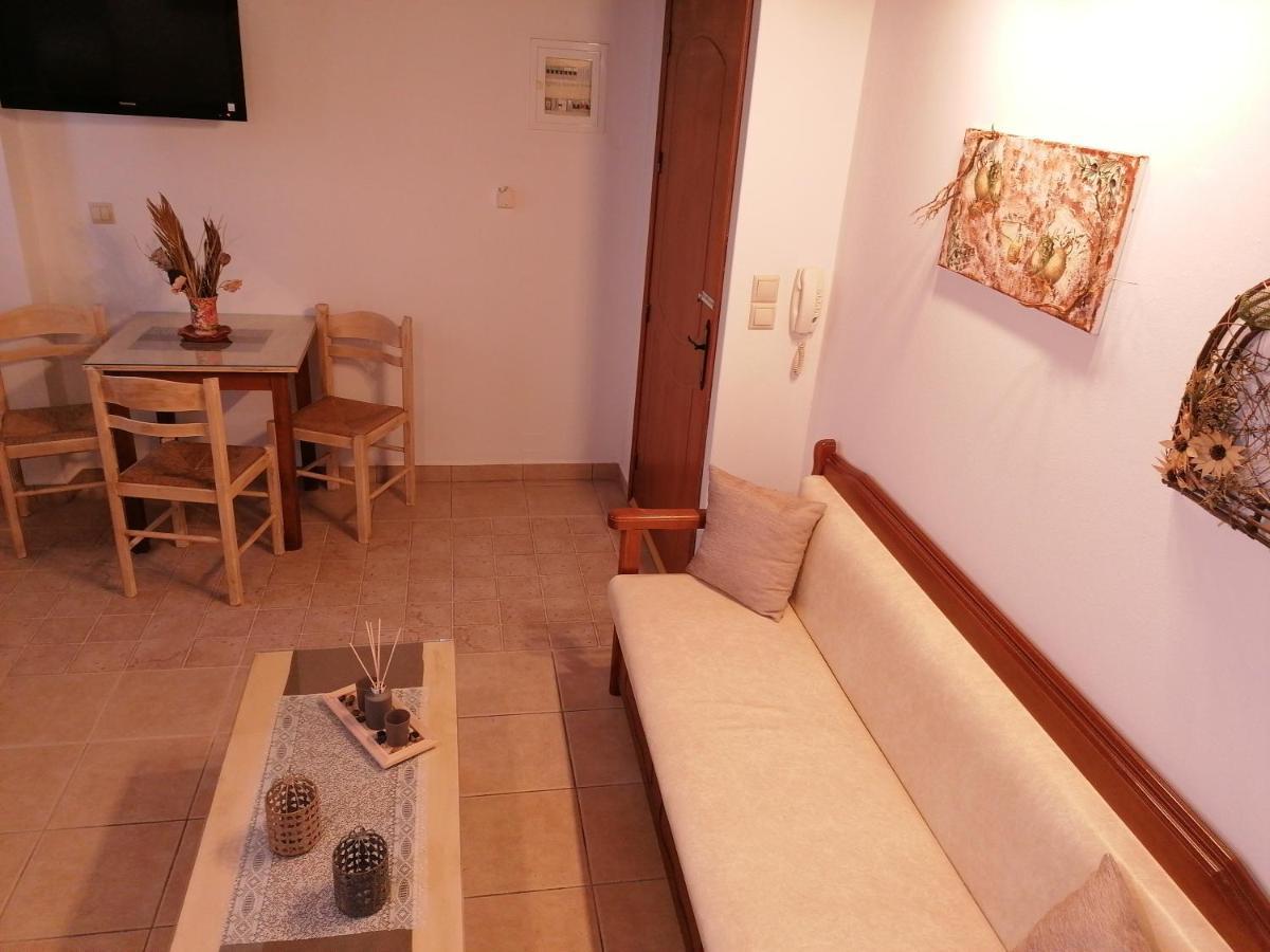 Theos Apartments Kalymnos Town Exterior photo